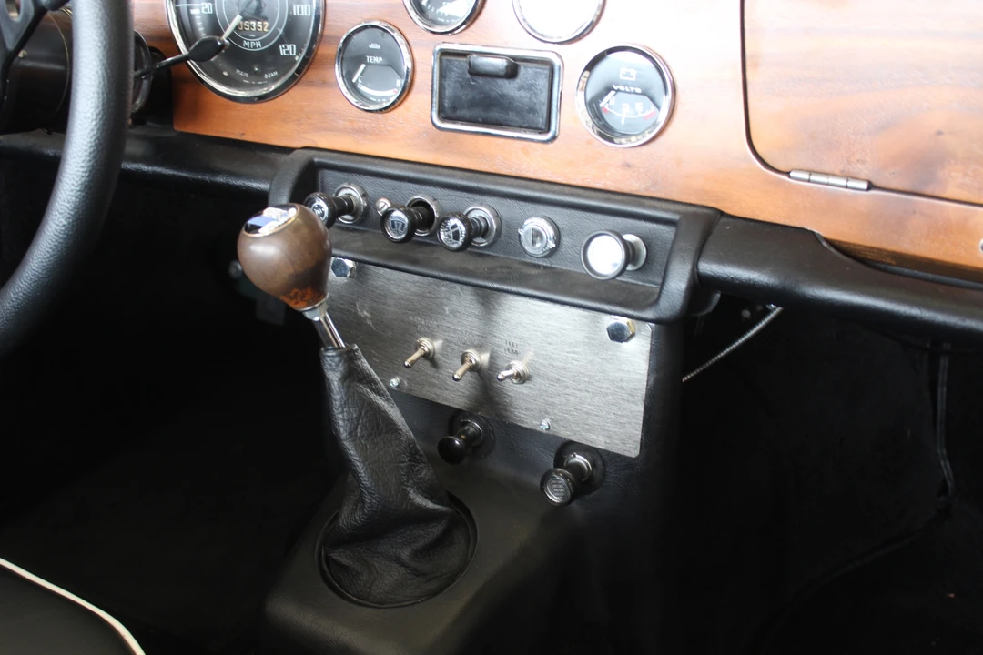 1966 Triumph TR4A - Image 27 of 31