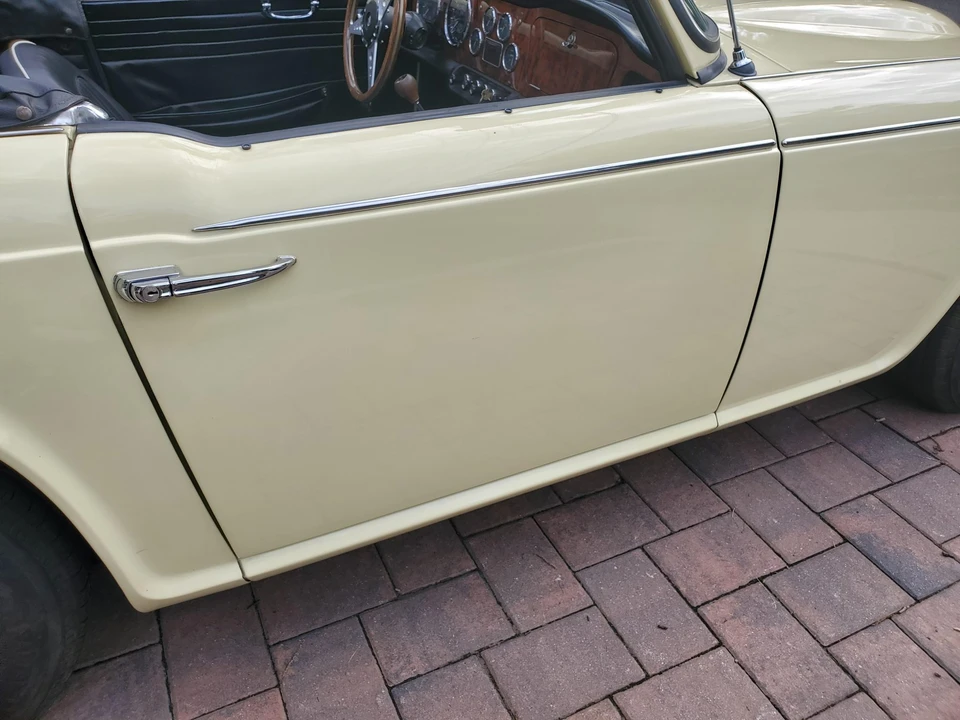 1966 Triumph TR4A - Image 29 of 31