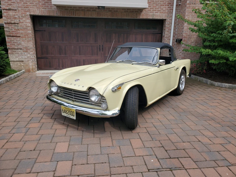 1966 Triumph TR4A - Image 7 of 31