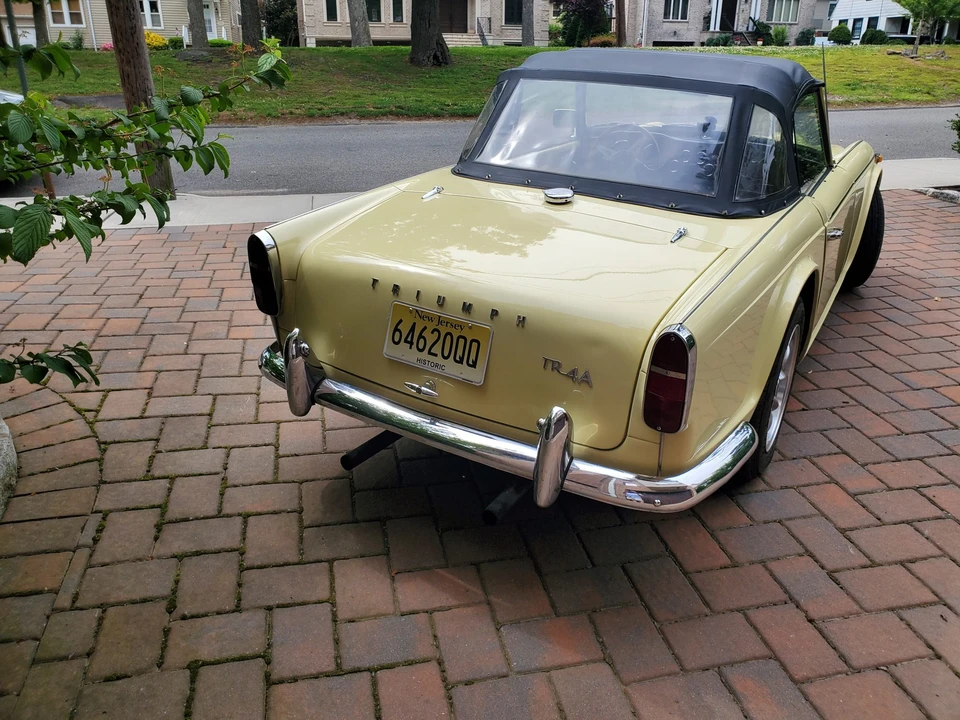 1966 Triumph TR4A - Image 10 of 31