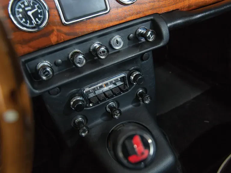 1966 Triumph TR4A - Image 21 of 30