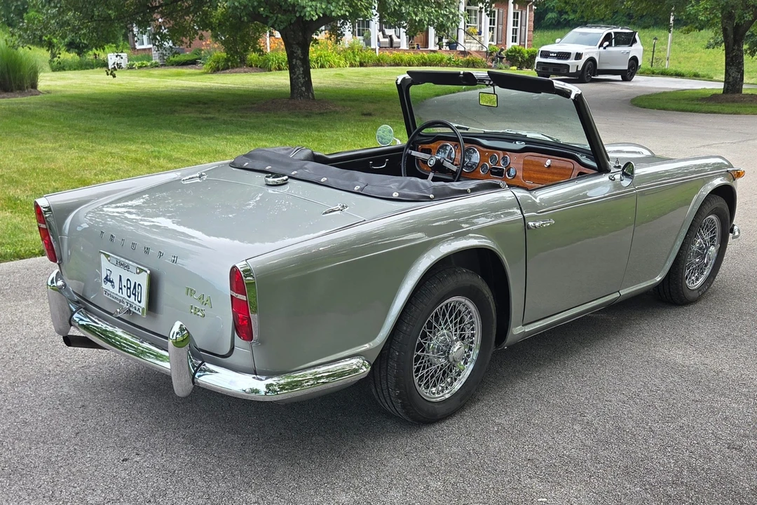 1966 Triumph TR4A - Image 6 of 31
