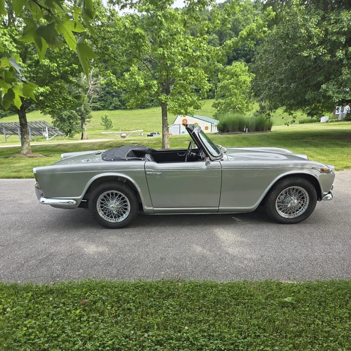 1966 Triumph TR4A - Image 7 of 31