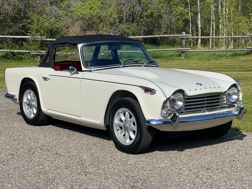 1966 Triumph TR4A - Image 8 of 31