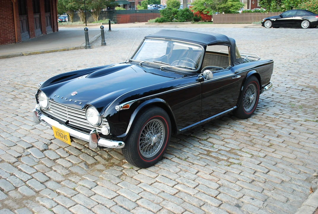 1966 Triumph TR4A - Image 5 of 31
