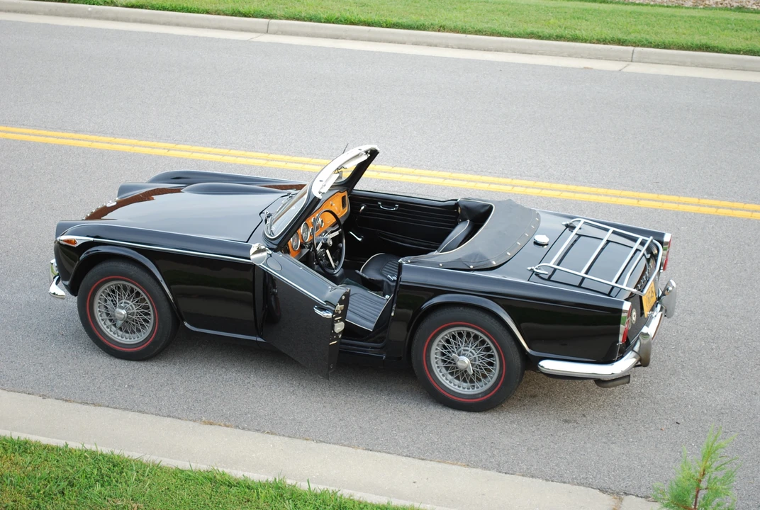 1966 Triumph TR4A - Image 8 of 31