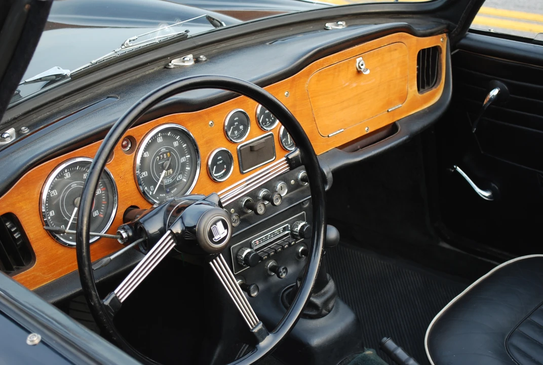 1966 Triumph TR4A - Image 29 of 31