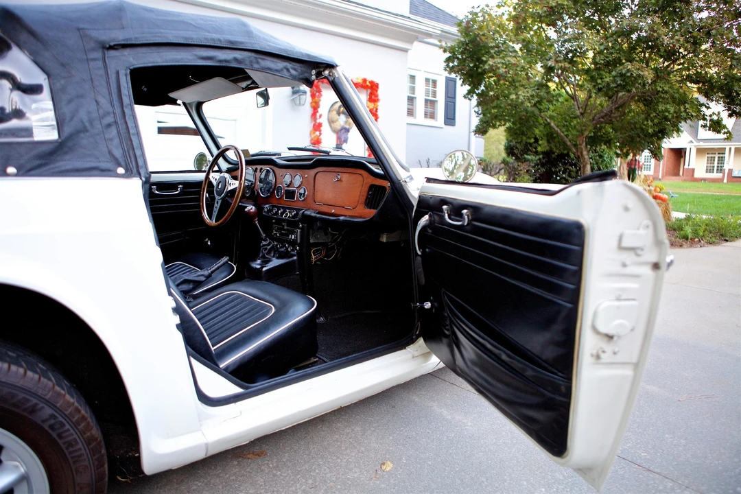 1966 Triumph TR4A - Image 21 of 31