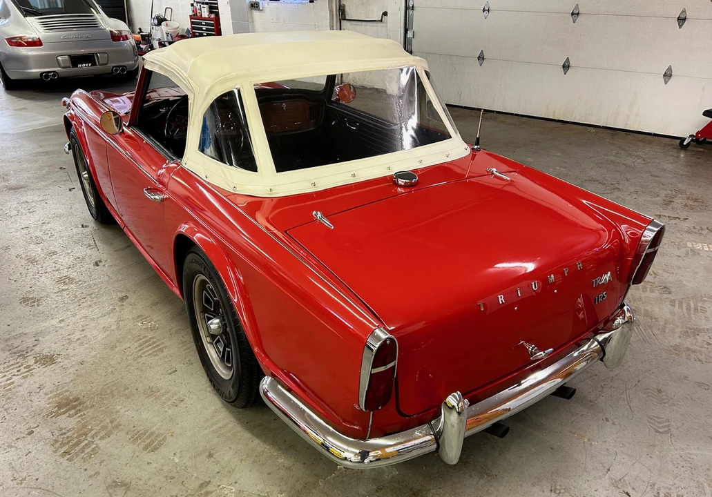 1966 Triumph TR4A - Image 9 of 31