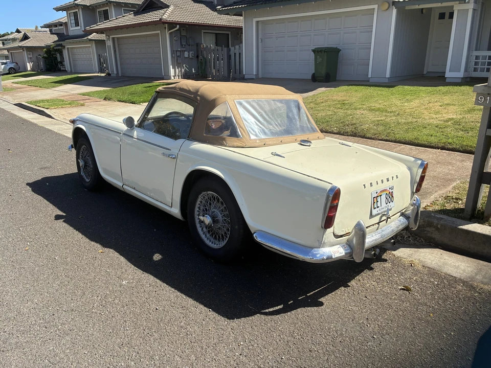 1966 Triumph TR4A - Image 9 of 31