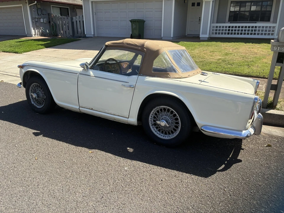 1966 Triumph TR4A - Image 7 of 31