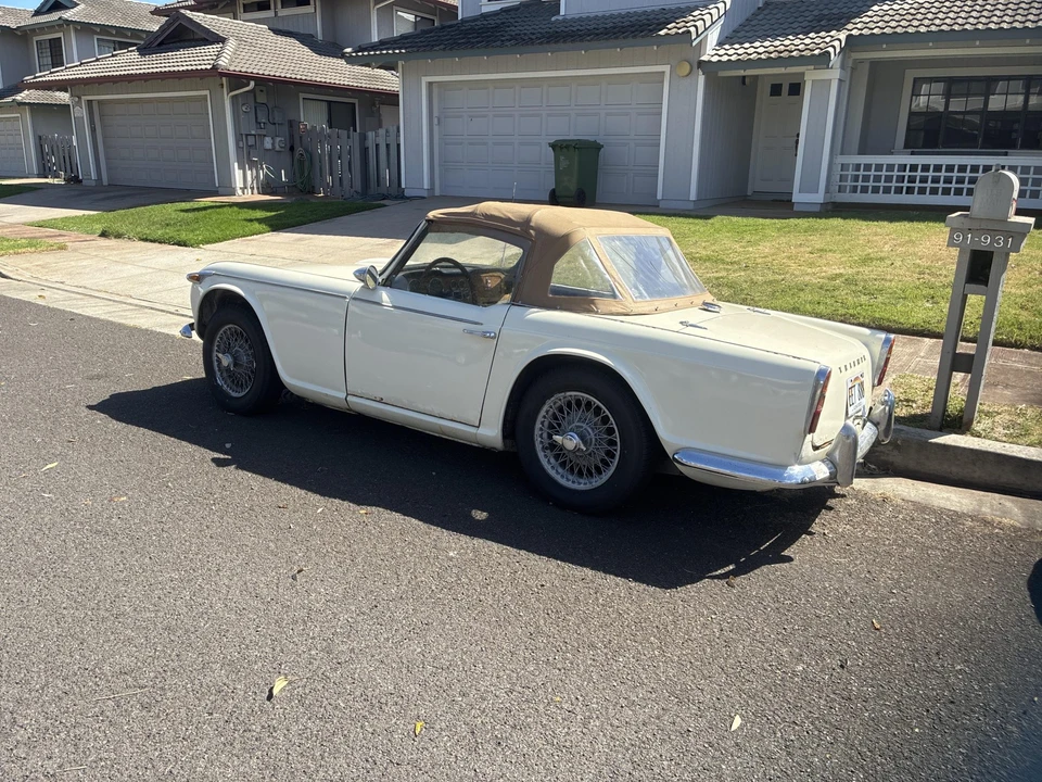 1966 Triumph TR4A - Image 8 of 31