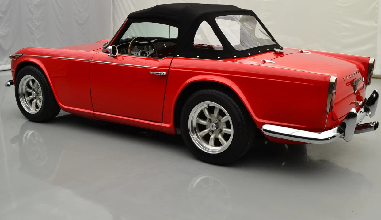 1966 Triumph TR4A - Image 8 of 31