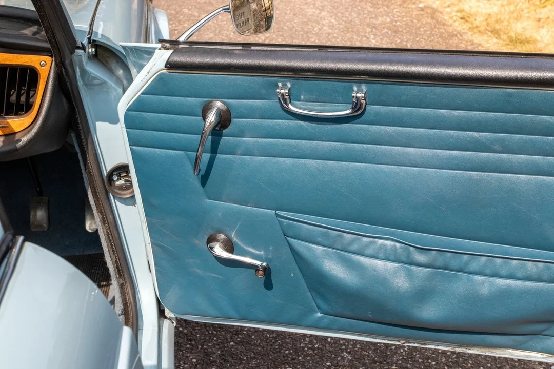 1966 Triumph TR4A - Image 21 of 30