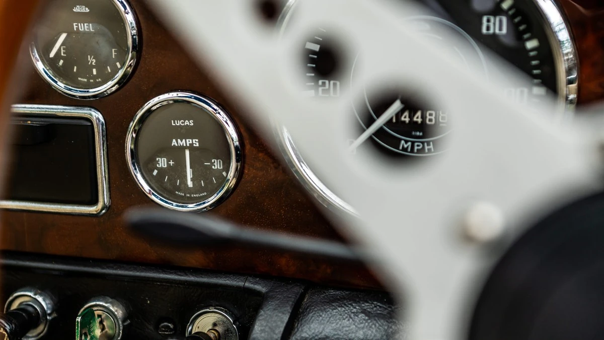 1966 Triumph TR4A - Image 27 of 30