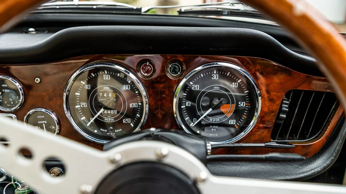 1966 Triumph TR4A - Image 25 of 30