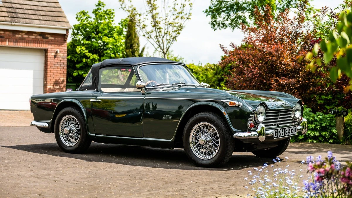 1966 Triumph TR4A - Image 7 of 30