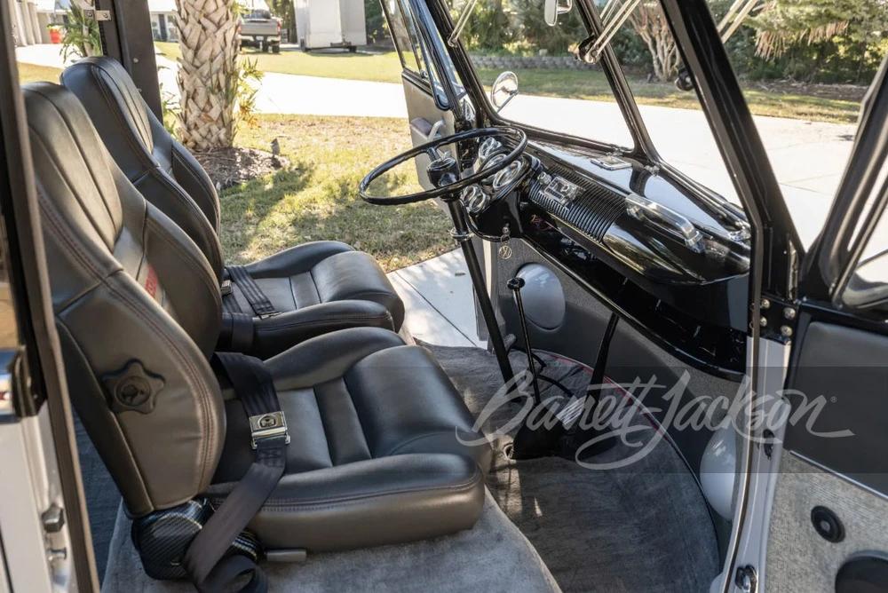 1966 Volkswagen Split-Window Bus - Image 9 of 27
