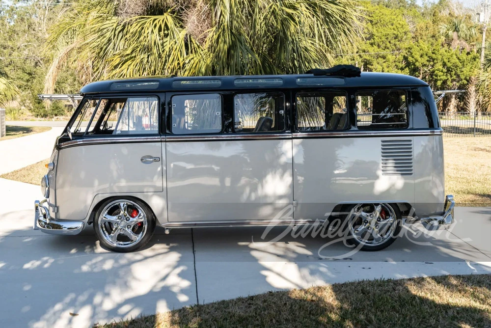 1966 Volkswagen Split-Window Bus - Image 22 of 27