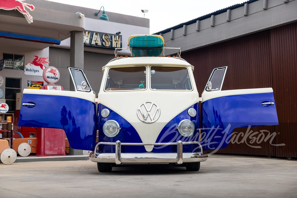 1966 Volkswagen Split-Window Bus - Image 12 of 22