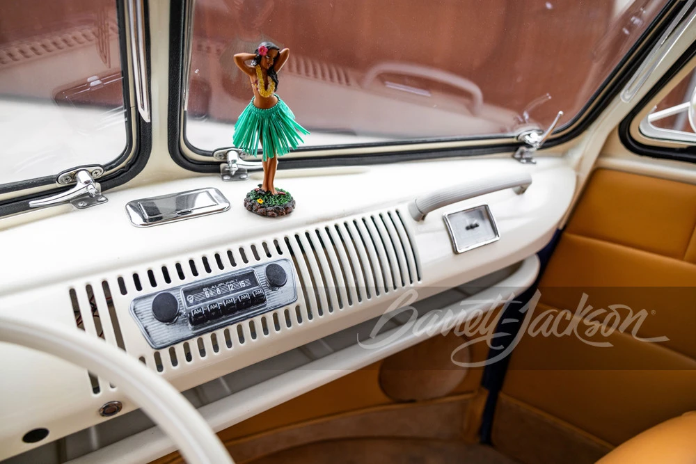 1966 Volkswagen Split-Window Bus - Image 7 of 22
