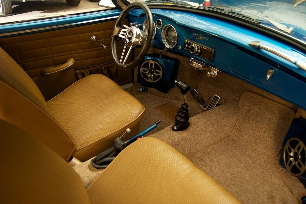 1966 Volkswagen Karmann Ghia Type 14 - Image 4 of 5