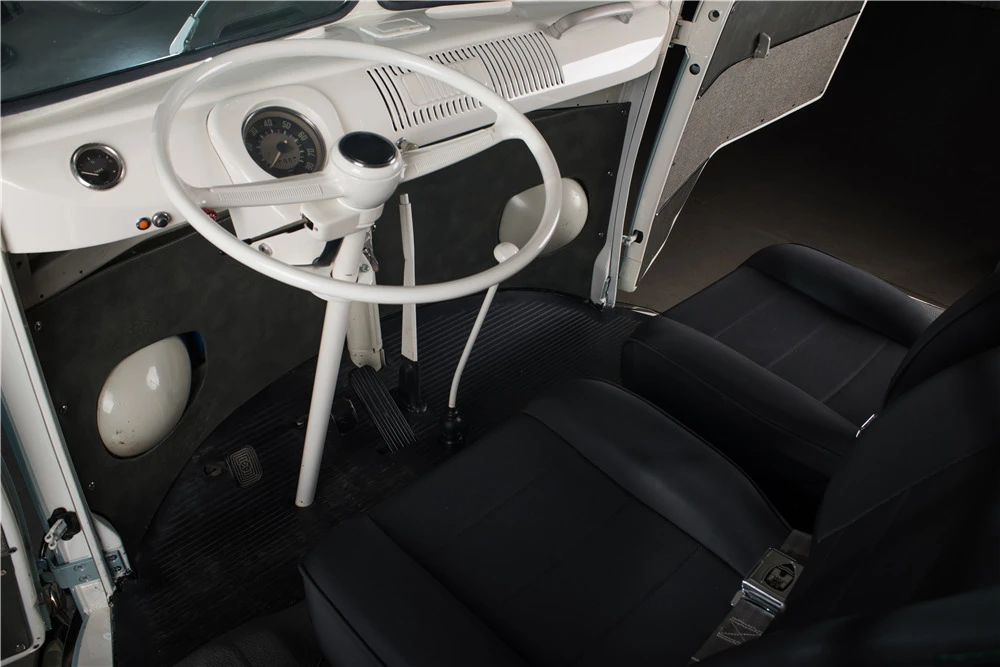 1966 Volkswagen Split-Window Bus - Image 4 of 6