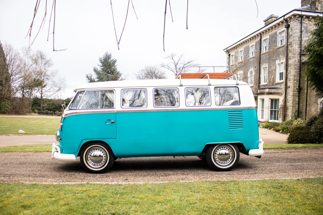 1966 Volkswagen Split-Window Camper - Image 16 of 31