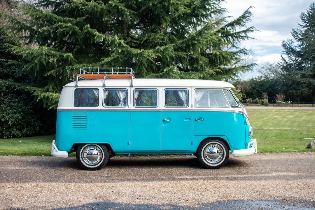 1966 Volkswagen Split-Window Camper - Image 10 of 31