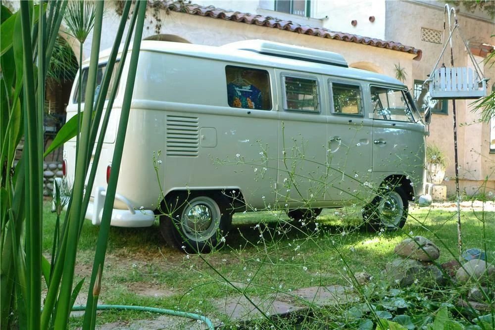 1966 Volkswagen Split-Window Camper - Image 4 of 5