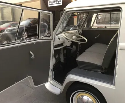 1966 Volkswagen EuroVan - Image 4 of 7