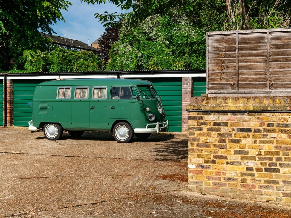 1966 Volkswagen Split-Window Camper - Image 25 of 30