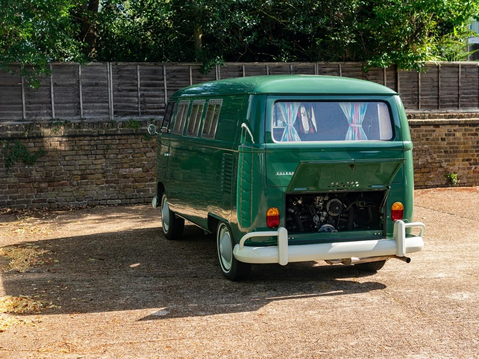 1966 Volkswagen Split-Window Camper - Image 27 of 30