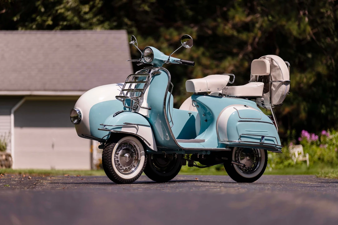 1966 Vespa Super & Primavera & P - Image 14 of 31