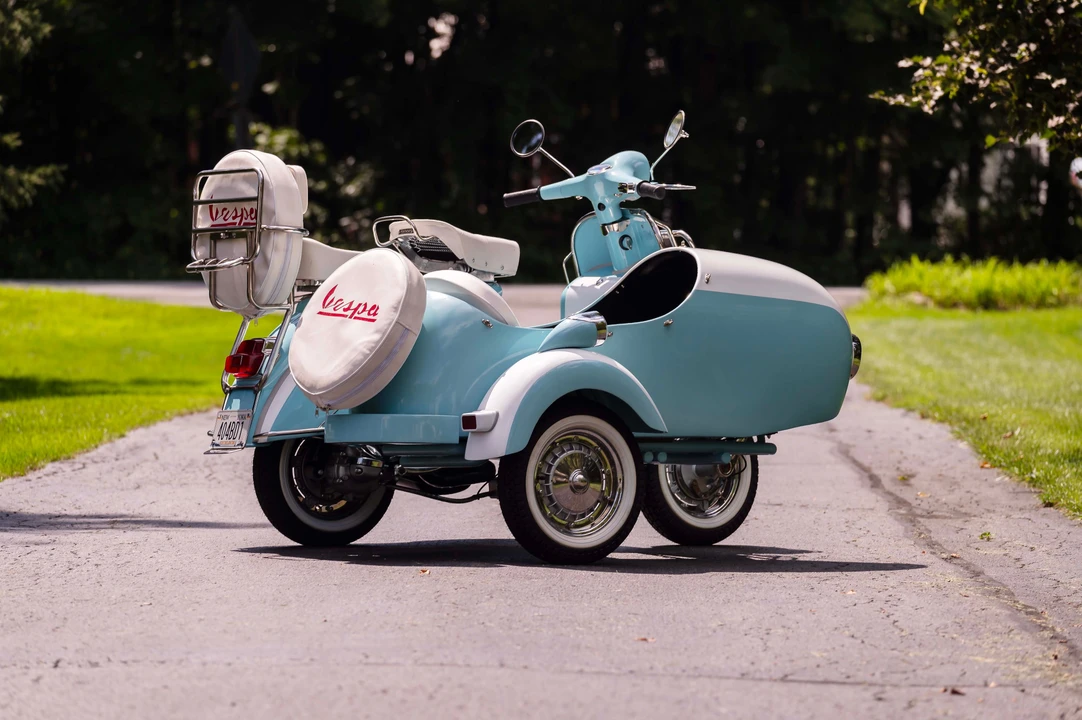 1966 Vespa Super & Primavera & P - Image 16 of 31