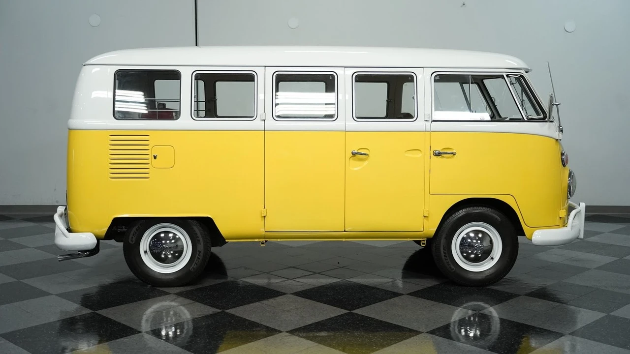 1966 Volkswagen Split-Window Bus - Image 12 of 12