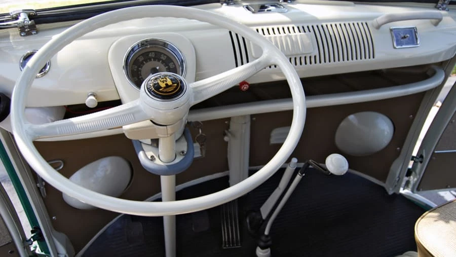 1966 Volkswagen Split-Window Bus - Image 4 of 9