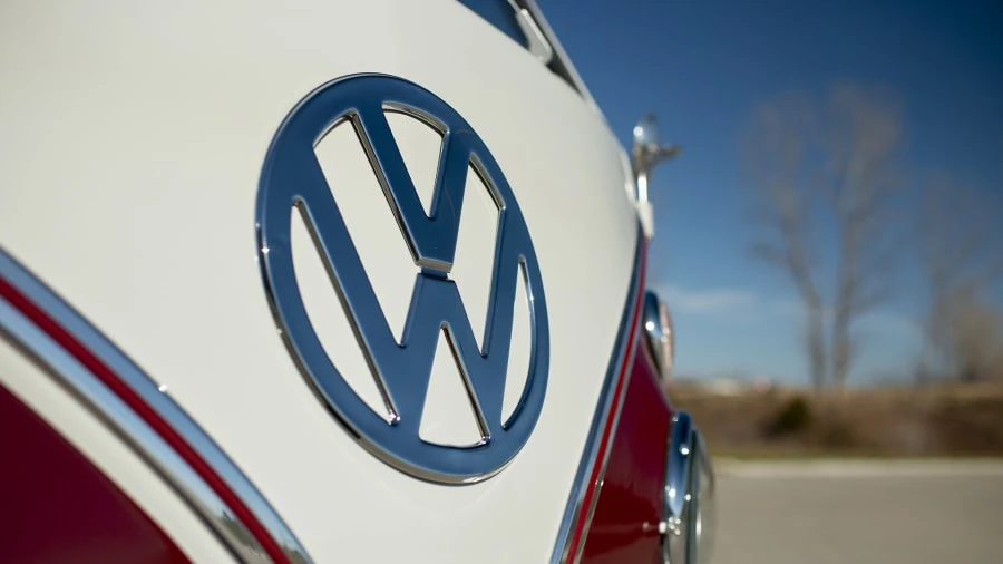 1966 Volkswagen Split-Window Bus - Image 8 of 28