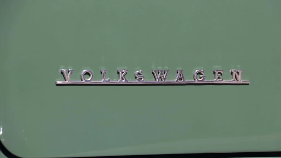 1966 Volkswagen Split-Window Bus - Image 11 of 20
