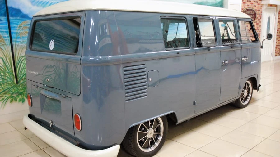 1966 Volkswagen Split-Window Bus - Image 2 of 10