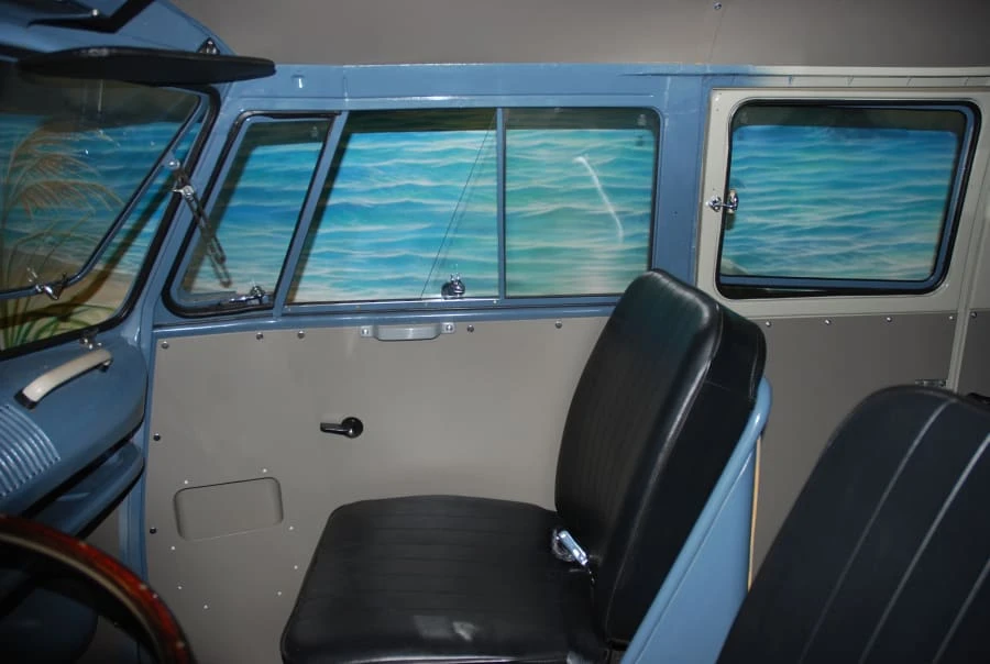 1966 Volkswagen Split-Window Bus - Image 4 of 10