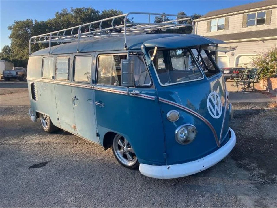 1966 Volkswagen Split-Window Bus - Image 3 of 14