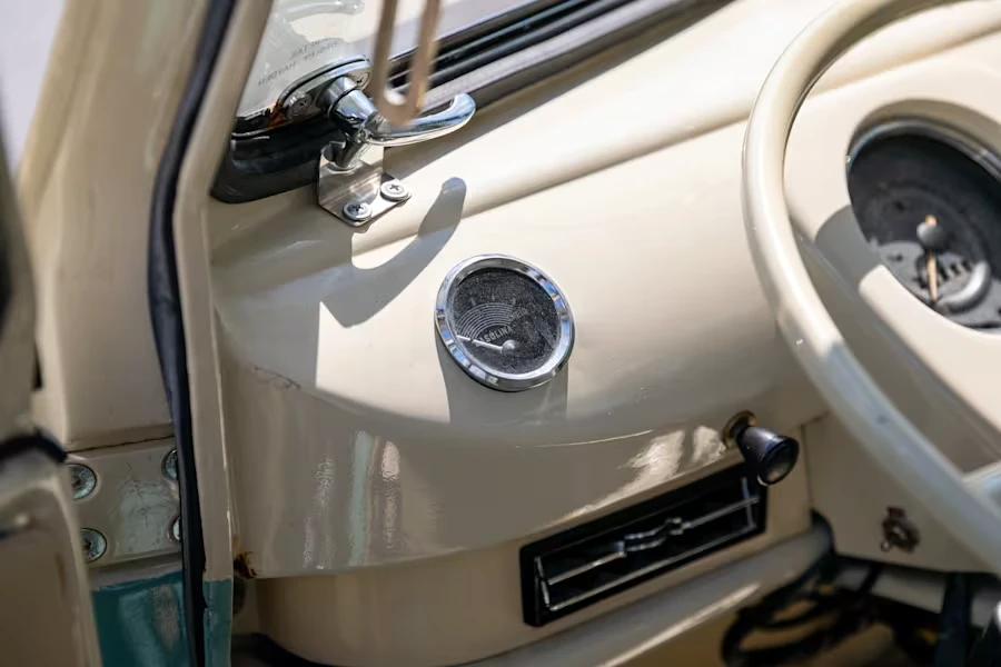 1966 Volkswagen Split-Window Bus - Image 28 of 31