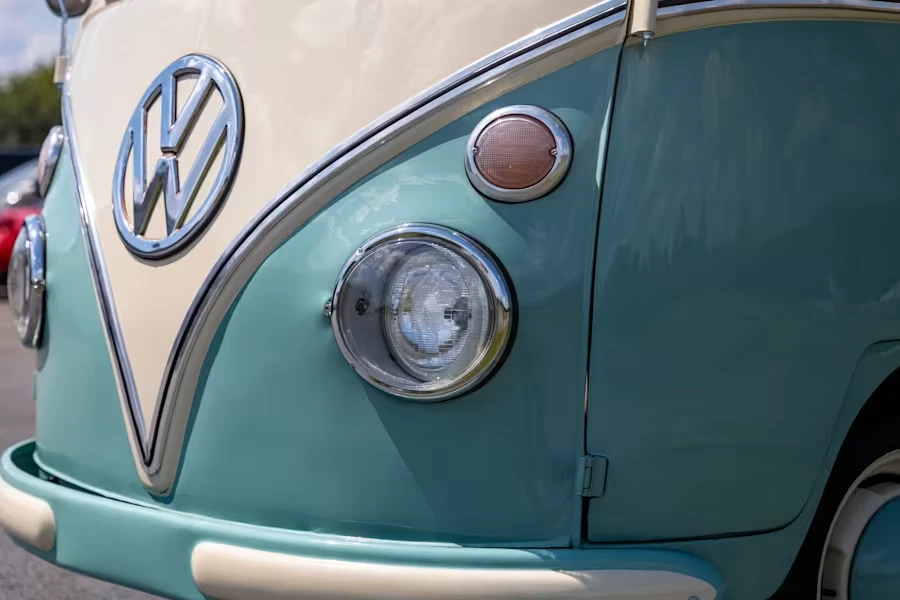 1966 Volkswagen Split-Window Bus - Image 5 of 31