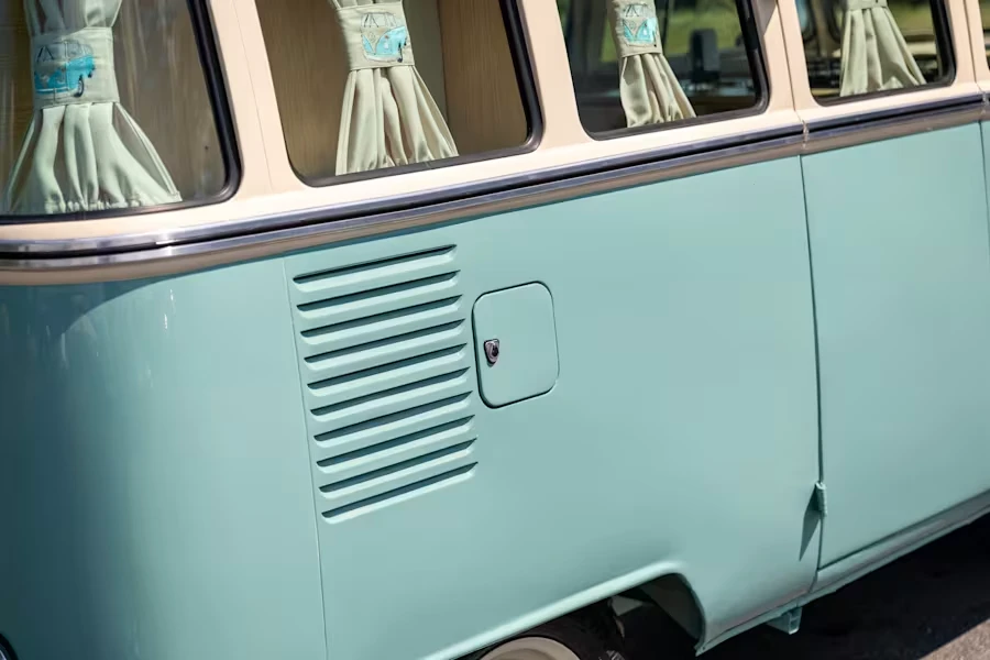 1966 Volkswagen Split-Window Bus - Image 13 of 31