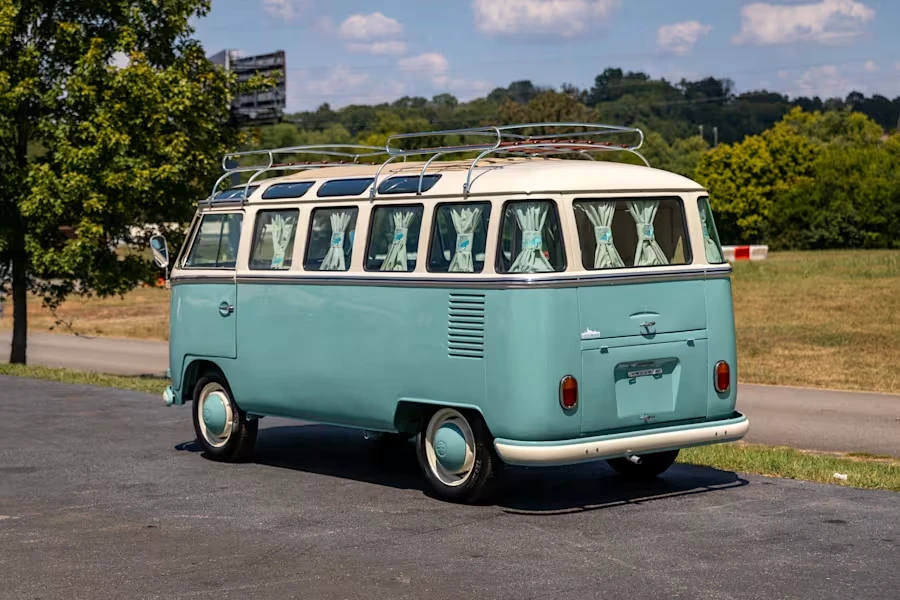 1966 Volkswagen Split-Window Bus - Image 19 of 31