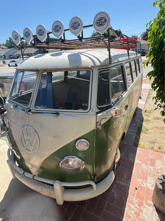 1966 Volkswagen Split-Window Bus - Image 2 of 3