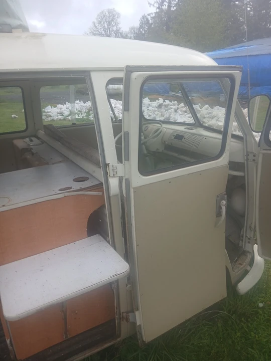 1966 Volkswagen Split-Window Bus - Image 16 of 21