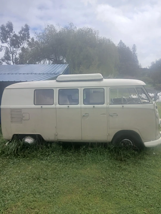 1966 Volkswagen Split-Window Bus - Image 2 of 21
