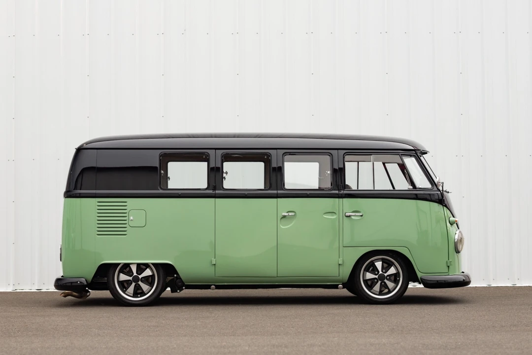 1966 Volkswagen Split-Window Bus - Image 10 of 31